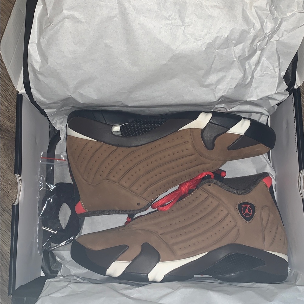 Jordan 14 Retro
Winterized Archaeo Brown